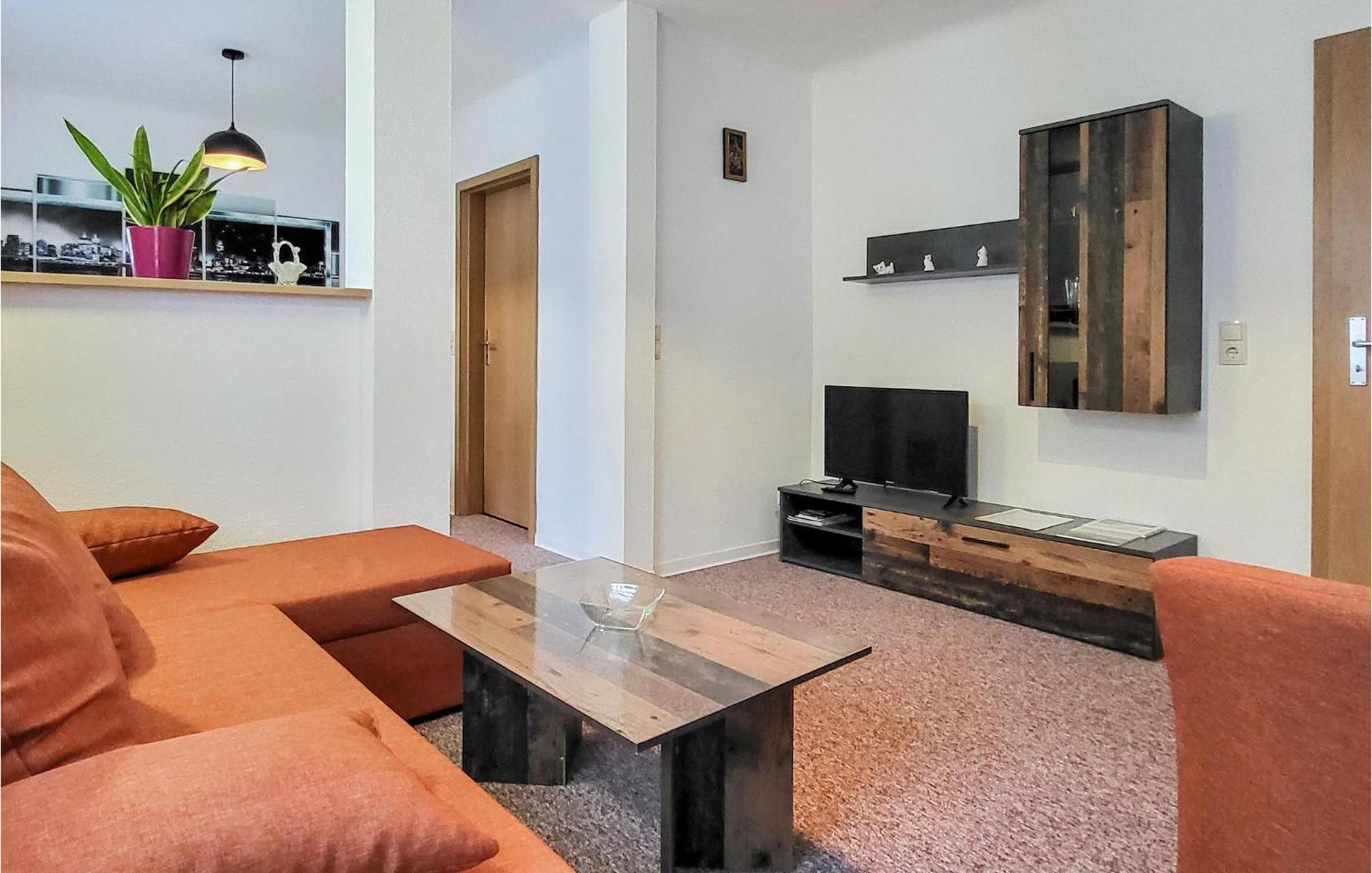 2 Bedroom Nice Apartment In Friedrichroda Ngoại thất bức ảnh