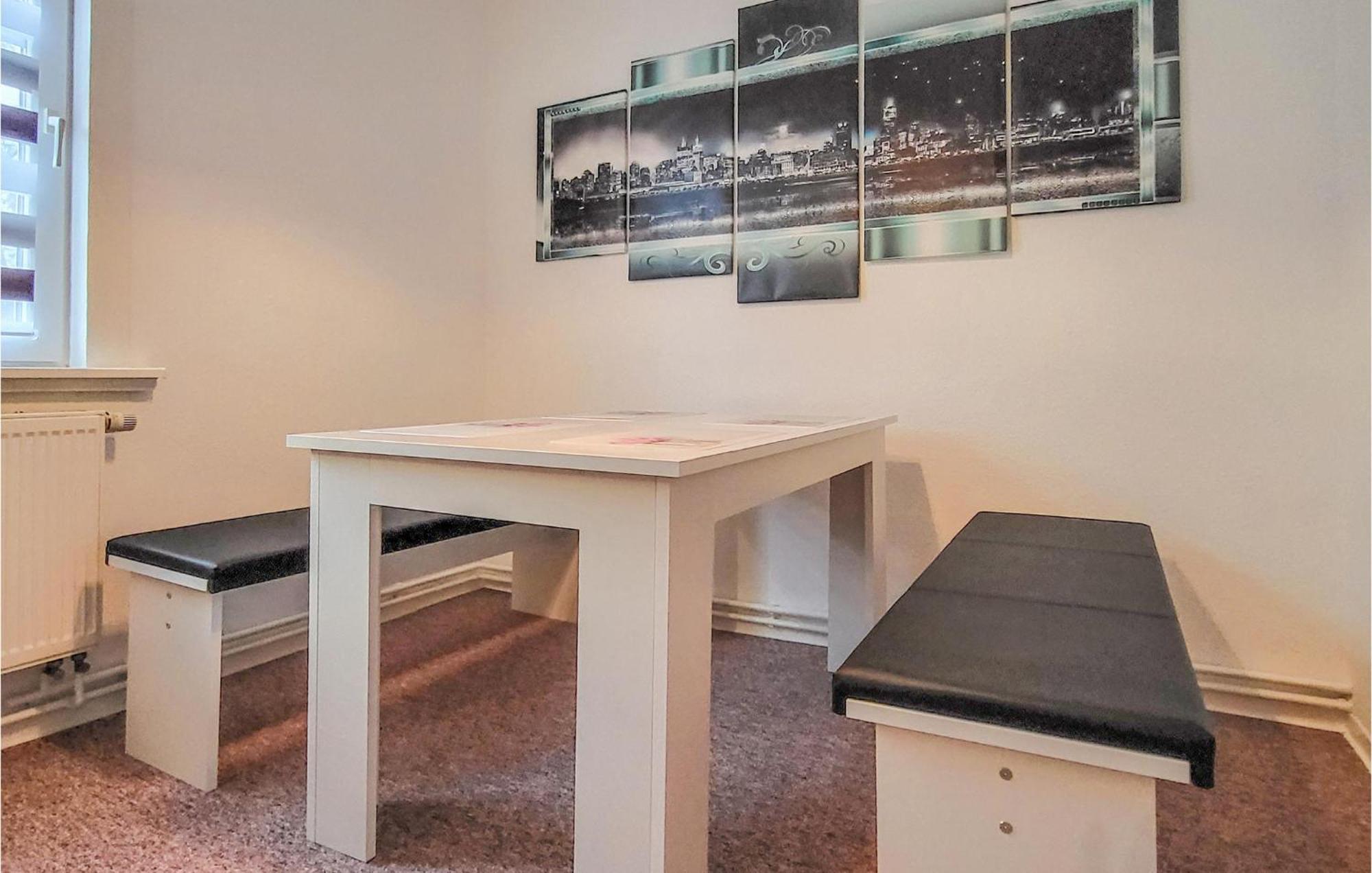 2 Bedroom Nice Apartment In Friedrichroda Ngoại thất bức ảnh