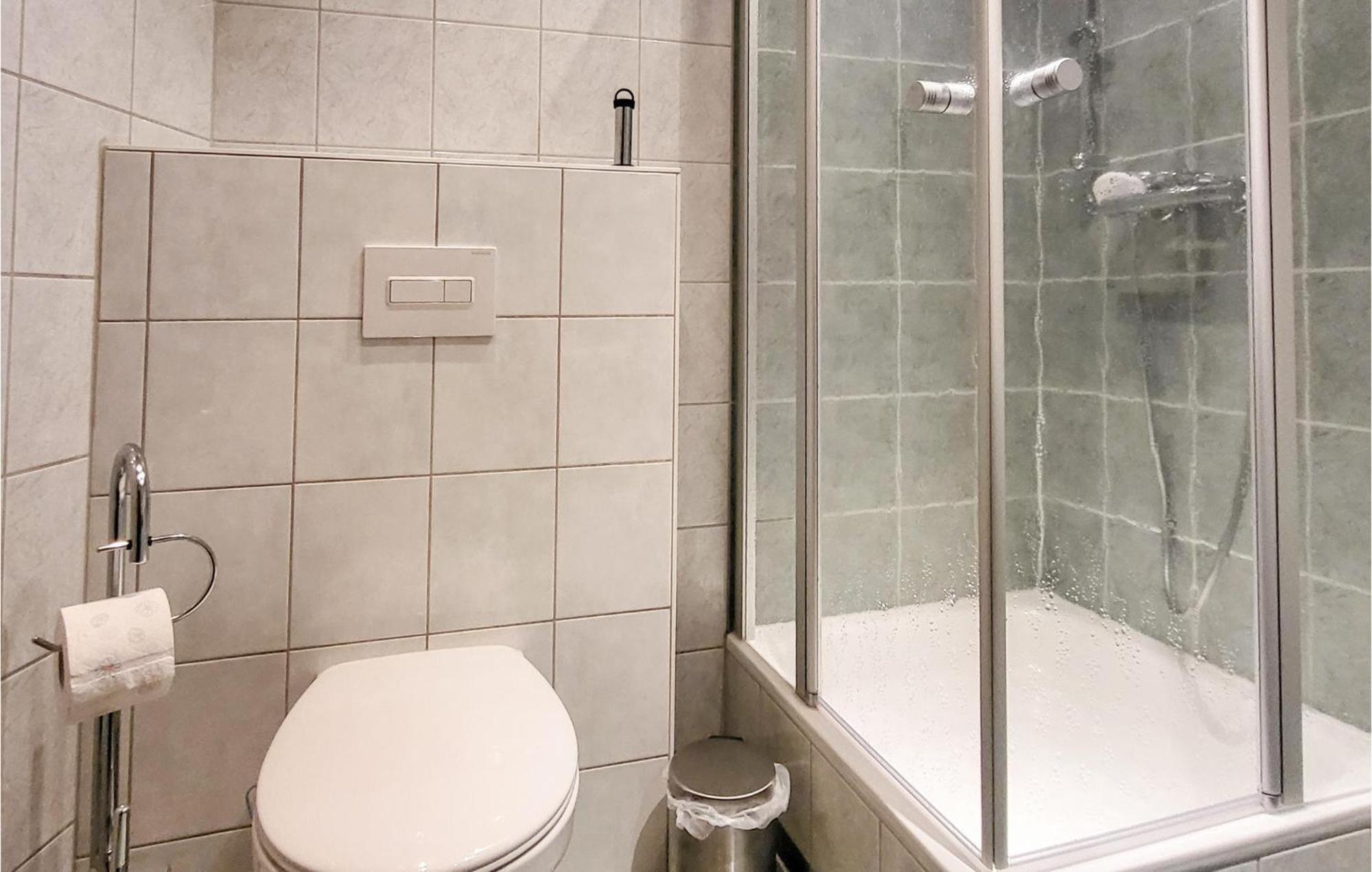 2 Bedroom Nice Apartment In Friedrichroda Ngoại thất bức ảnh